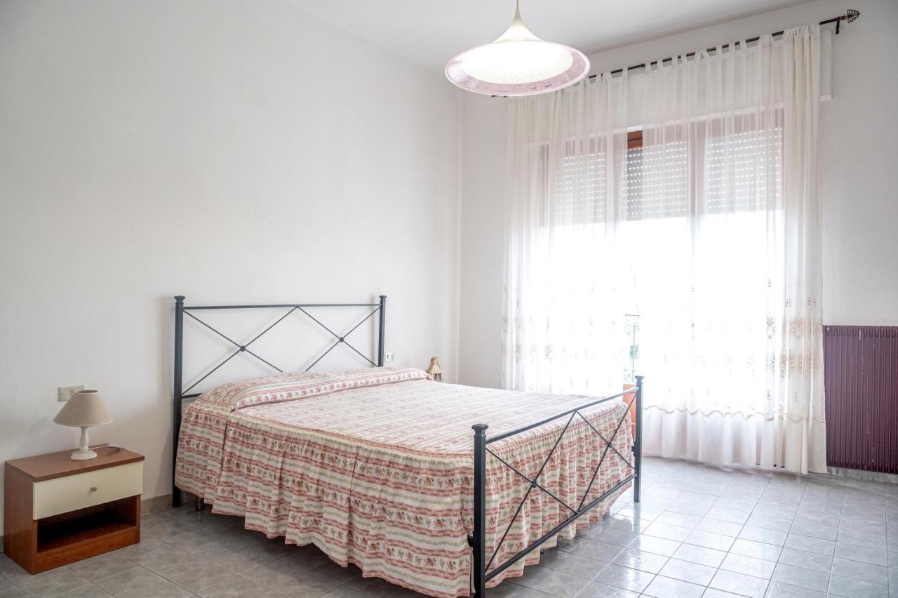Iss Travel Apartments Casa Maria In Marina Di Massa Massa  Ngoại thất bức ảnh