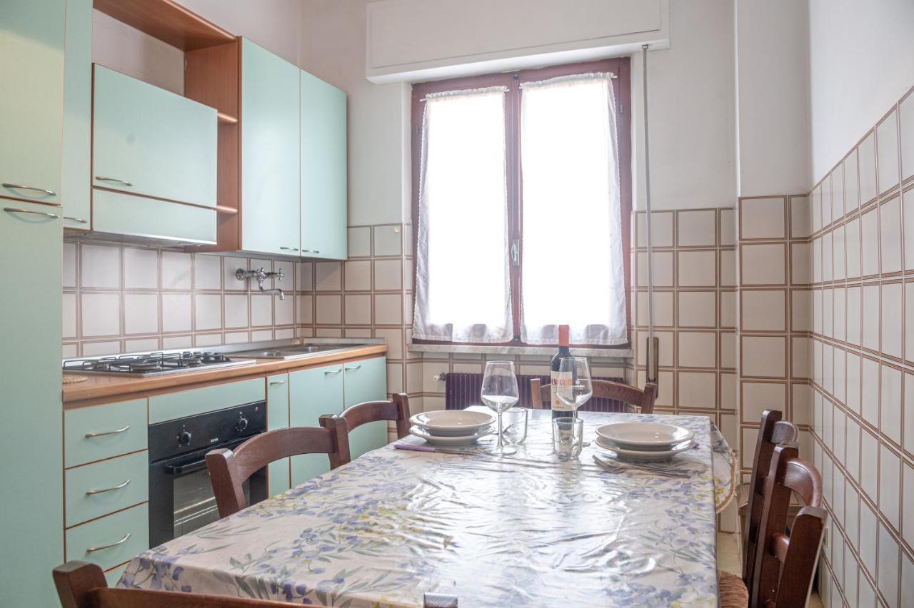 Iss Travel Apartments Casa Maria In Marina Di Massa Massa  Ngoại thất bức ảnh